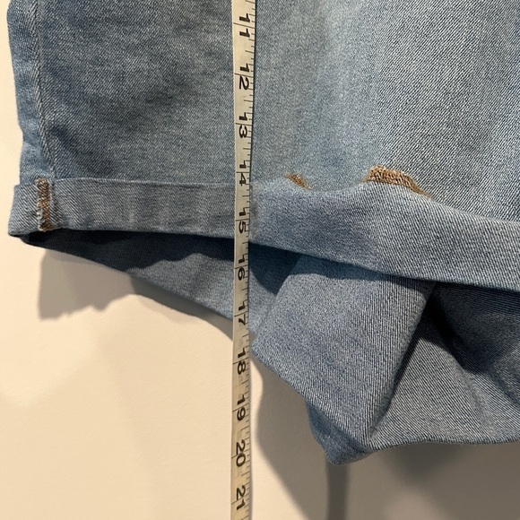 Old navy Jean Shorts - Picture 7 of 8